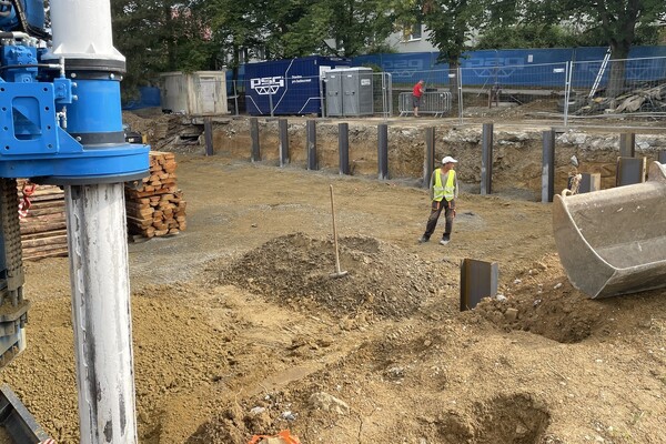 29.8.2022 Pažení výkopové jámy